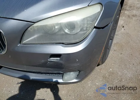 2010 BMW 750I xDrive z USA, uszkodzony, nr VIN WBAKC6C5XACL67642